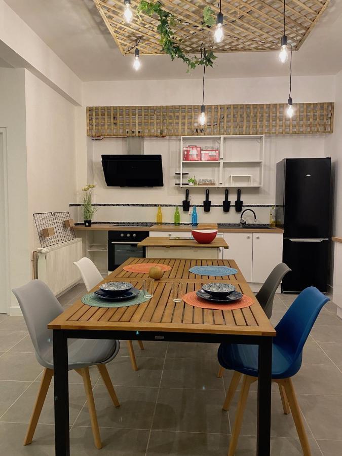 La Maison D'Angelique - Colocation Hoteliere A 150M Gare Tgv- Grande Cuisine Equipee & Salon - Fibre - Netflix 니오르 외부 사진