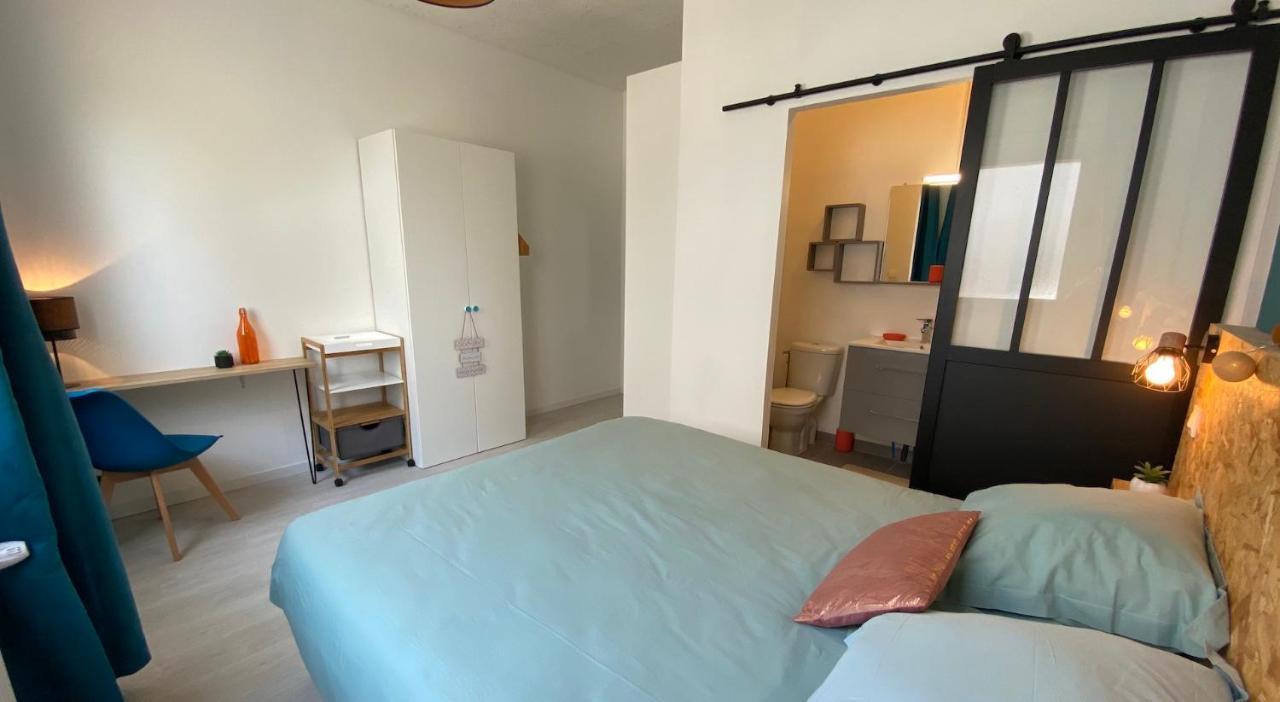 La Maison D'Angelique - Colocation Hoteliere A 150M Gare Tgv- Grande Cuisine Equipee & Salon - Fibre - Netflix 니오르 외부 사진
