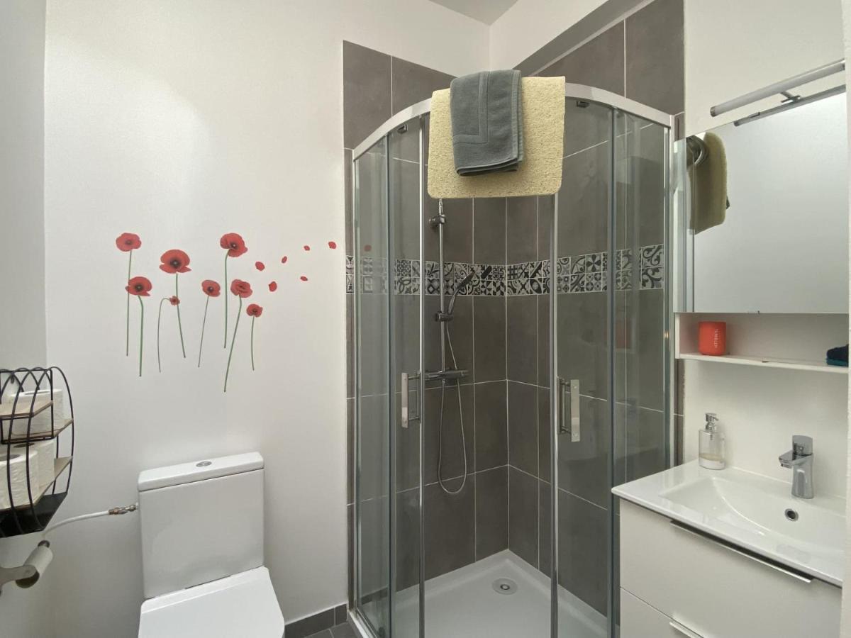 La Maison D'Angelique - Colocation Hoteliere A 150M Gare Tgv- Grande Cuisine Equipee & Salon - Fibre - Netflix 니오르 외부 사진