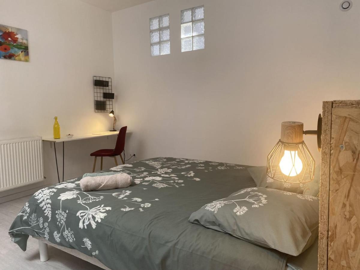 La Maison D'Angelique - Colocation Hoteliere A 150M Gare Tgv- Grande Cuisine Equipee & Salon - Fibre - Netflix 니오르 외부 사진